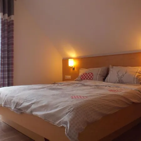 Semesterbostad Teilen Sie Den Urlaub Mit Freunden - Ferienhaus Am Mit 2 Privaten Frielendorf